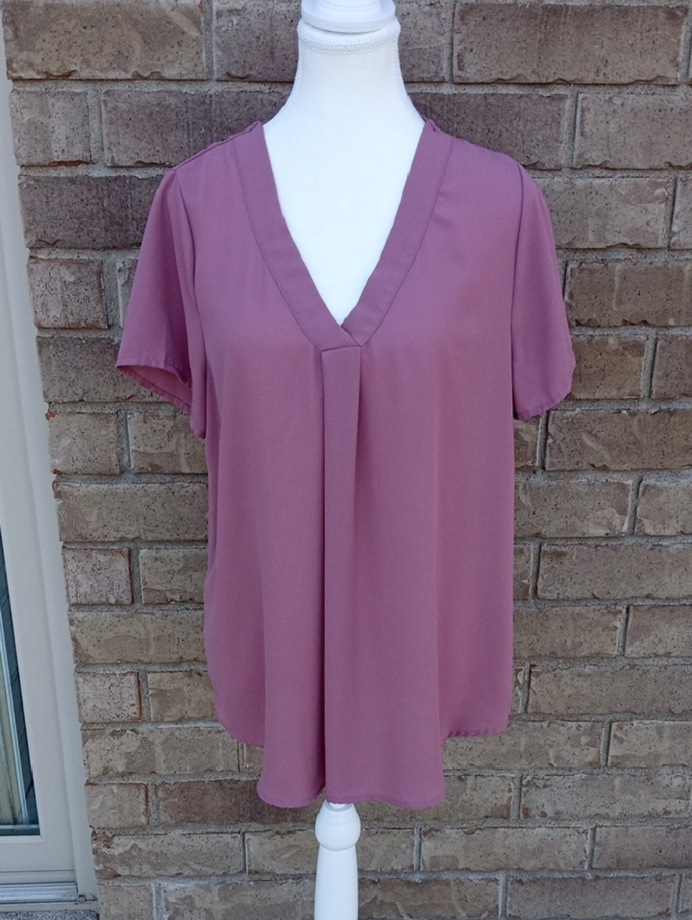 SHEIN Mauve V-Neck Short Sleeve Blouse